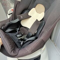 【新生児ok】エールベベ回転式チャイルドシートの画像