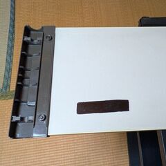 【パラマウントベッド】オーバーテーブルの画像