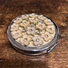 Francfranc コンパクトミラーの画像