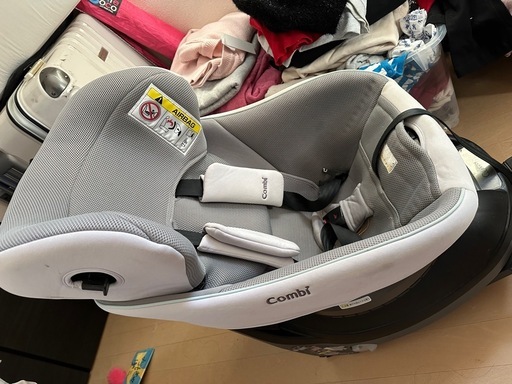 combi新生児から使用可能チャイルドシート