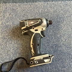 マキタ　インパクトドライバー14,4vの画像