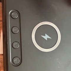 充電器付き置時計の画像