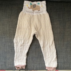 80サイズ　腹巻き付きパジャマ(綿100%、中綿入り)の画像