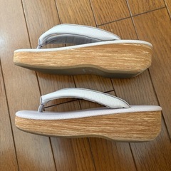 菱屋　カレンブロッソ　和装草履　　　　　の画像