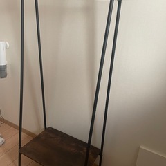 ハンガーラックの画像