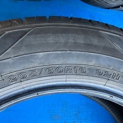 205/60R16  タイヤ4本セットの画像