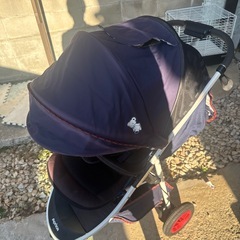 アプリカ　familiar コラボベビーカーの画像