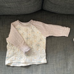 80サイズ　腹巻き付きパジャマ(綿100%、中綿入り)の画像