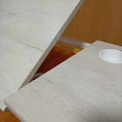 交渉中　ニトリ　テーブル　無料の画像