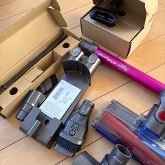 【注意】値下げ・Dyson  v6 fluffy origin 掃除機 ジャンクの画像