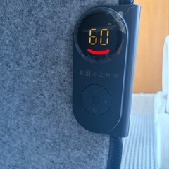 新品未使用】2025年最新版 パネルヒーター「北国のこたつ」5面発熱  美品 の画像