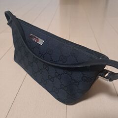 Gucci グッチ　ポーチの画像