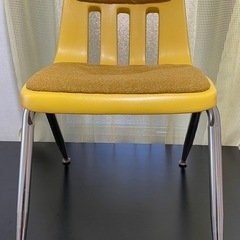 レトロ デザイン チェア 椅子の画像