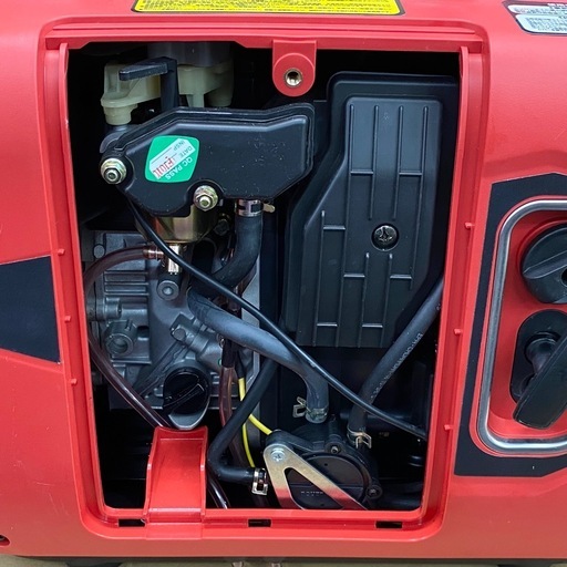 オイル漏れあり エンジン始動OK ナカトミ インバーター発電機 DREAM POWER EIVG-900D 【店頭引取限定】