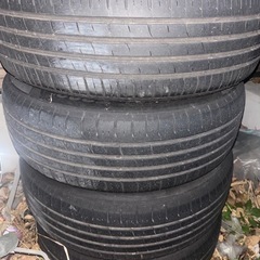 サマータイヤホイール付きの画像