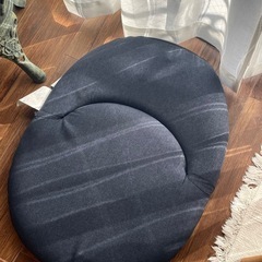 ニトリ 座椅子 スリムシュウノウザイス Nサーフ ネイビーの画像