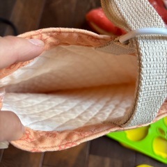 キティちゃんシューズ入れ、新品首巻、おえかきプレートの3点セットの画像