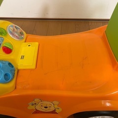 プーさんの車の画像