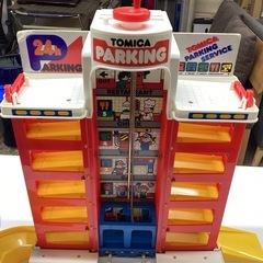 万代店　トミカパーキングの画像