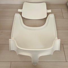 ストッケ　ベビーセット　テーブルの画像