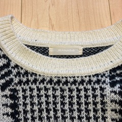 ③JEANASIS チェック柄セーターの画像