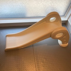 子供　すべり台の画像