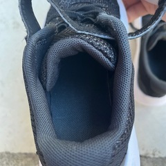 20センチ　　運動靴　アンダーアーマーの画像