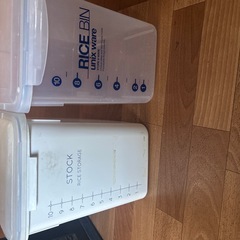 米櫃2個セットの画像