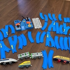 プラレールの画像