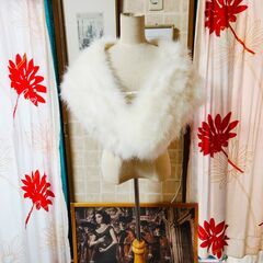 フェザーたっぷり。和装の羽毛ショール、いかがでしょうか？の画像