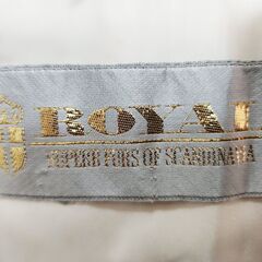 ROYAL フォックスファー。清楚な華やぎを持つたっぷりファーストール、いかがでしょうか？の画像