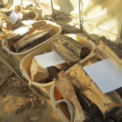 広葉樹乾燥薪、５かご2000円（重さ１１０ｋｇ）長さ３５ｃｍ前後、太さ不揃い、薪ストーブの画像