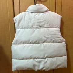
ダウンベストの画像