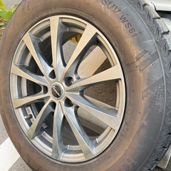 バリ溝　スタッドレスタイヤ225/65/17 suv車　2024年製の画像