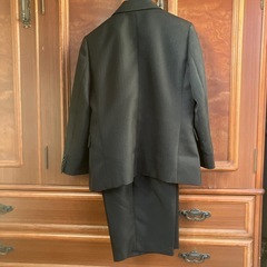 130センチ男児スーツ上下とワイシャツの画像