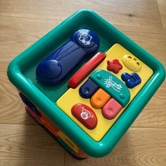 0-3歳　おもちゃ　知育玩具　型合わせの画像