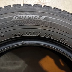 145/80R13 スタッドレスタイヤ　4本の画像