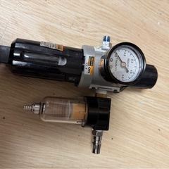 お譲り先決定
ミナトワークス、コンプレッサー、エアタンク、タミヤコンプレッサーの画像