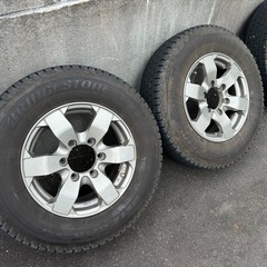 ハイエース　ブリヂストンVL1 スタッドレス　ホイール付き 195/80R15の画像