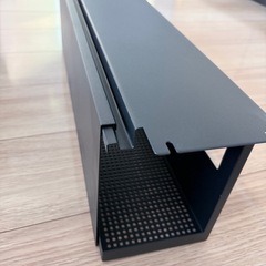 山崎実業 デスク下天板ケーブルラック ロング ブラック  の画像