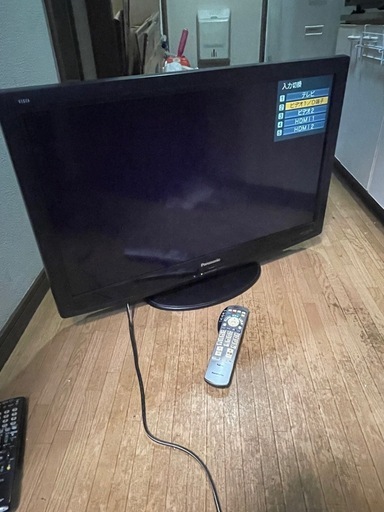 【中古】パナソニック 32V型 液晶テレビ（リモコン付き） Panasonic VIERA 32型液晶テレビ リモコン付 動作確認済 2010年