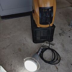 インバーター発電機　2500wの画像