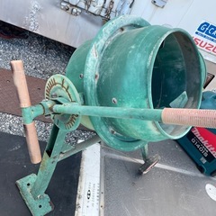 コンクリートミキサー撹拌機の画像