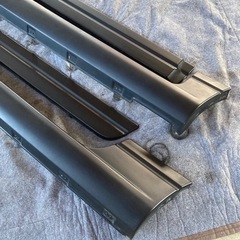 歳末在庫処分‼️　JB23W スズキ ジムニー サイドステップ ドアモール マットブラック塗装品の画像