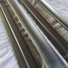 歳末在庫処分‼️　JB23W スズキ ジムニー サイドステップ ドアモール マットブラック塗装品の画像