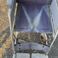 車椅子アルミ座面ワイド40センチブレーキ付きの画像