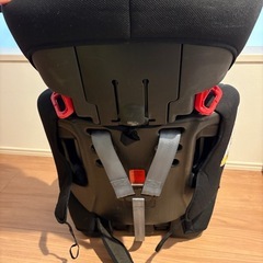 チャイルドシート黒の画像