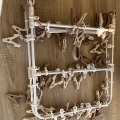 ほぼ新品⭐︎ 大型　洗濯物干し 洗濯ハンガー ピンチハンガー ベージュ ホワイト アルミハンガー　52ピンチ の画像