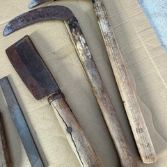 道具いろいろ 鎌 ノコギリ ペンチの画像