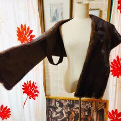 チョコレートブラウンの艶がたまらないミンクストール、いかがでしょうか？の画像